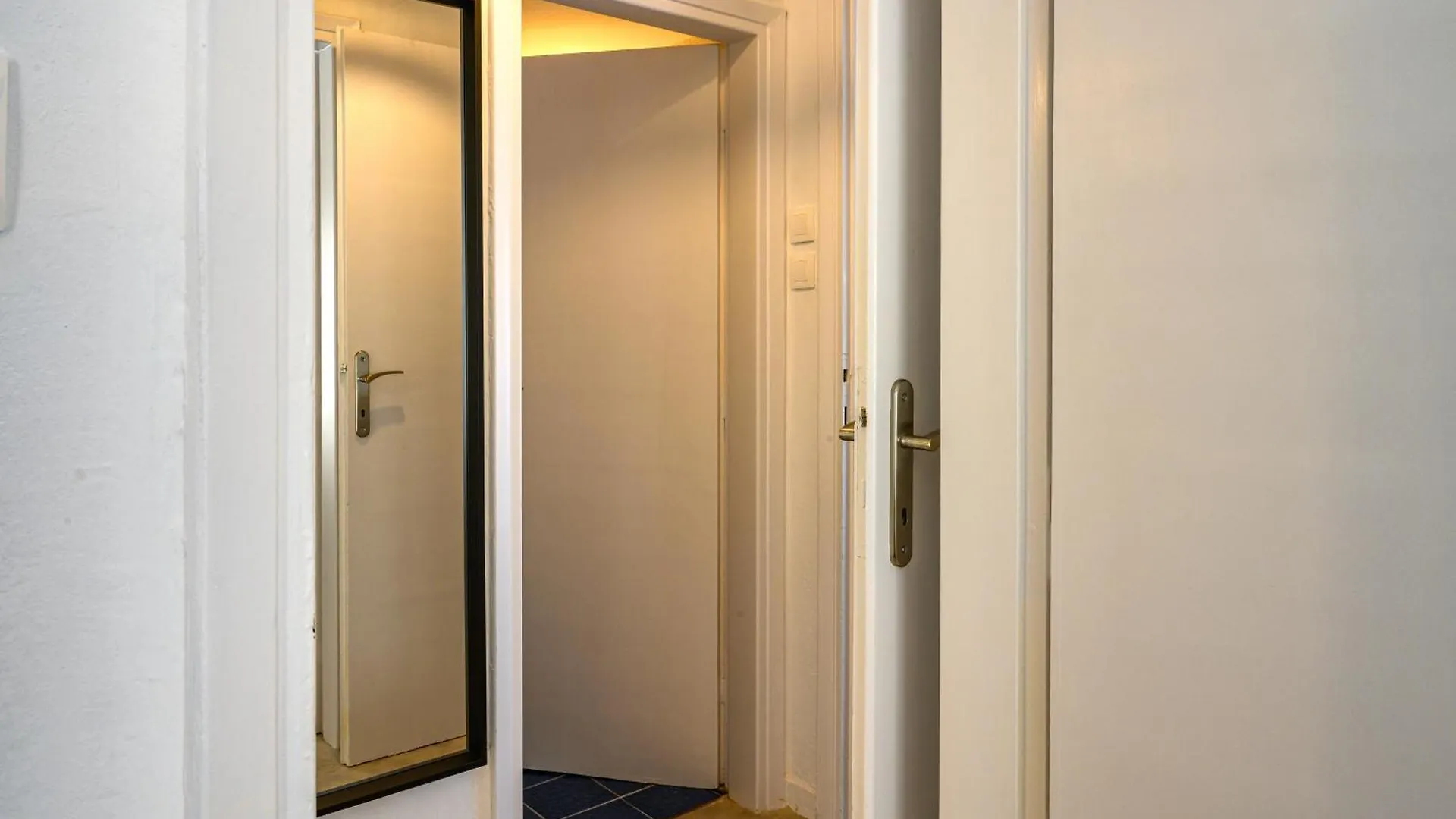 Thessaloniki Center Downtown Apartment 0*,  Yunanistan